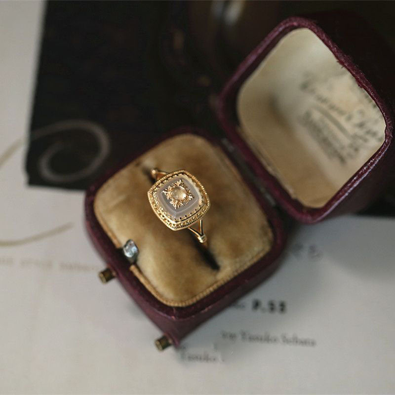 Antique Crystal Retro Baroque Style Ring