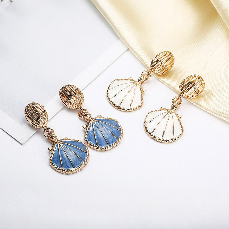 Vintage Ocean Shell Stud Earrings