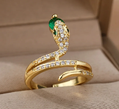 Emerald Snake Design Women's Ring with Zirconia Accents