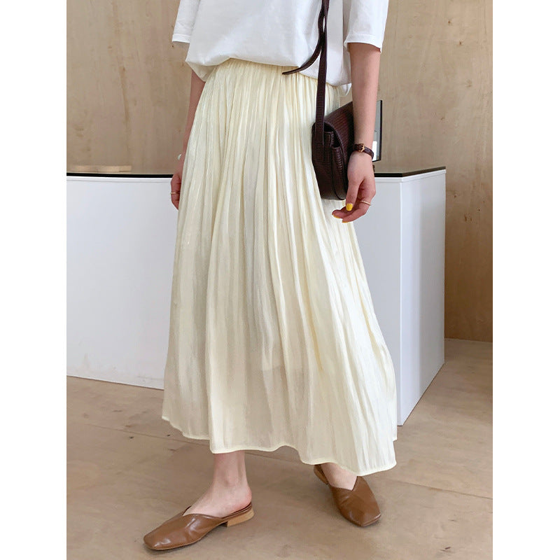 Mid-Length Over-The-Knee Skirt with Pearl Luster
